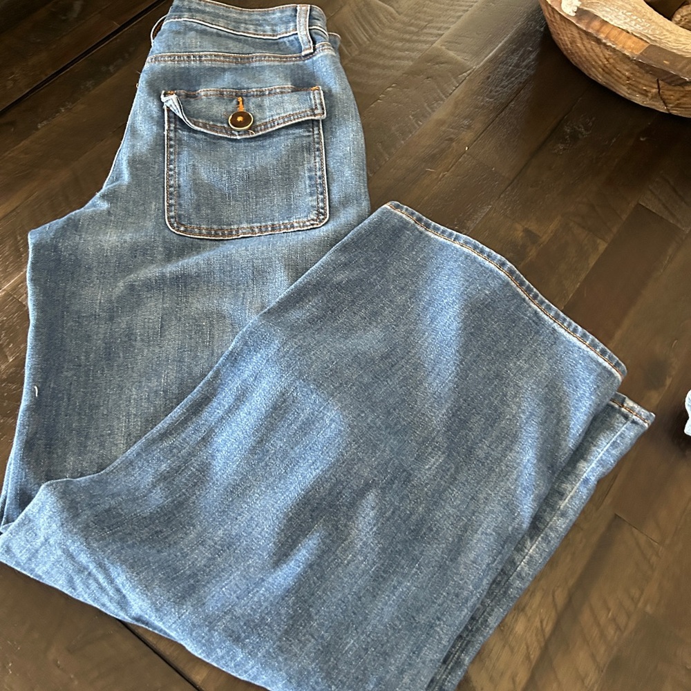 Chico’s High Rise Wide Leg Utility Jean - Picture 6 of 9